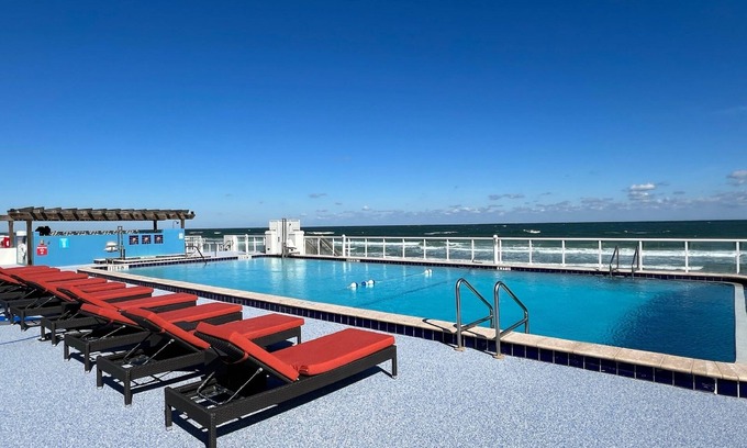 Ormond Shores Hotel | Bluegreen Vacations Casa Del Mar