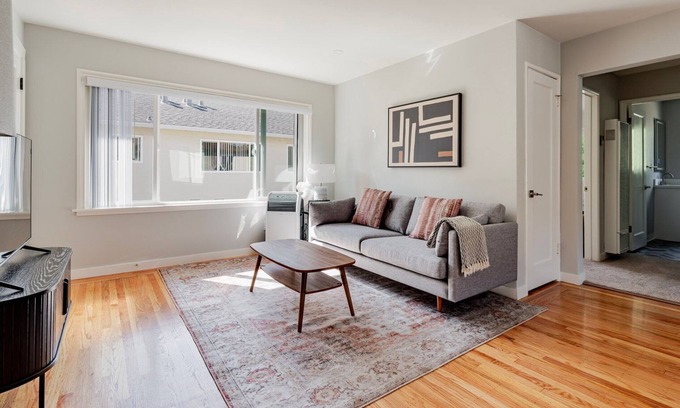 Menlo Park Apartment | Blueground | Menlo Park, view, nr Baylands