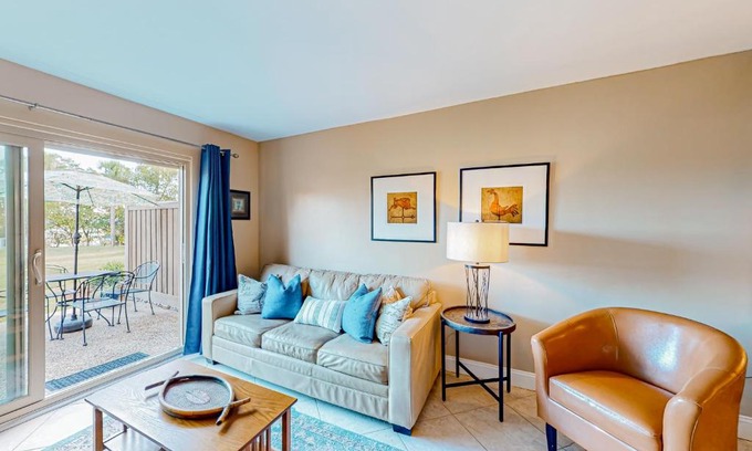 South Beach Hotel | Bluff Villas 1799