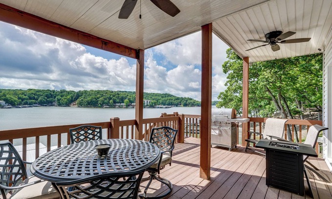 Lake Ozark Apartment | Boat Dock & Slip Access: Lake of the Ozarks Gem