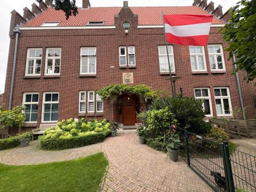 Dordrecht House | Bommelsteijn Lodge