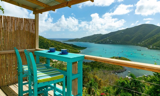 Seagrape Hill Cottage | Bon Bini Cottage - Full AC, Solar Power w/Battery Back-Up, & Hot Tub!