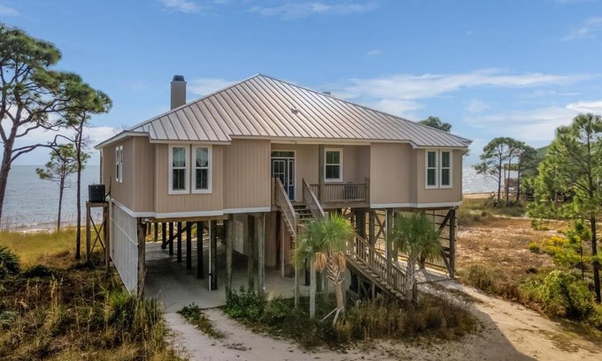 Audubon Place House | Bonnie Blue