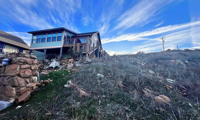 Medicine Park Cabin | Book A Medicine Park Riverside Cabin w/hot tub