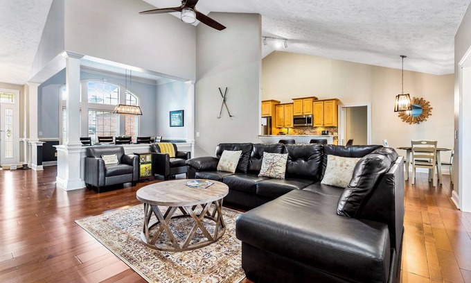 Pinehurst House | Book GOLF with us! Luxury Emerson Cottage at Pinehurst No. 6 with Pool Table