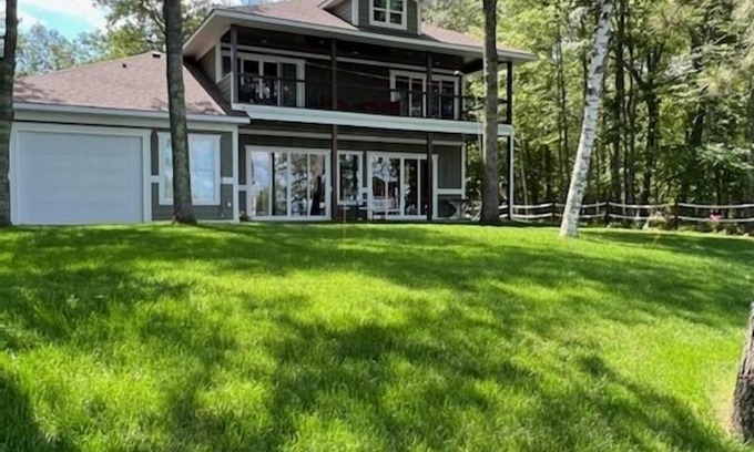 McGregor Cabin | Book your fall and winter getaway!