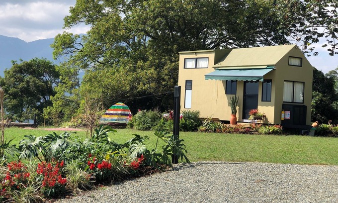 Copacabana House | Botanico Glamping Hotel