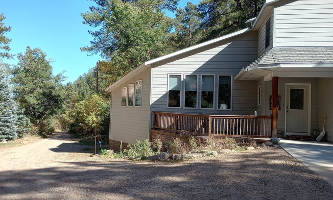 Sturgis House | Boulder Canyon Trailhead Private Home Near Sturgis On Paved Road
