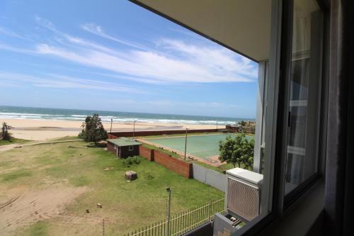 Margate Beach Apartment | Boulevard 202
