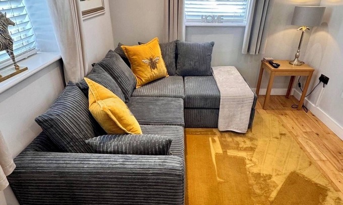 Lincoln House | Boutique Detached House in Uphill Lincoln