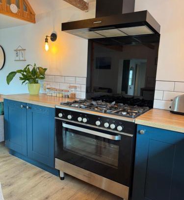 Hamnavoe Apartment | Braelea cozy - country out building with mezzanine