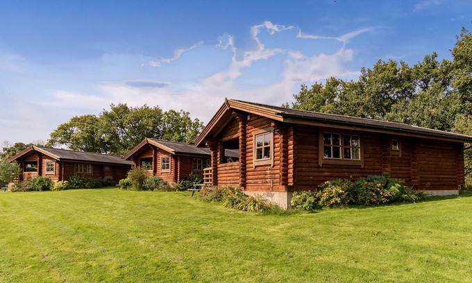 Highampton House | BRAMBLES, family friendly, character holiday cottage in Sheepwash