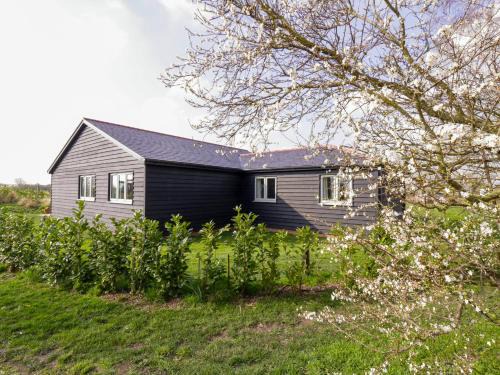 Saint Osyth House | Bramley Cottage