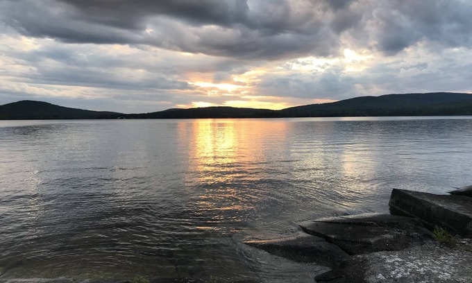 Ellsworth Cabin | Branch Lake updated lakefront rustic cabin close to Bar Harbor/Acadia Nat'l Park