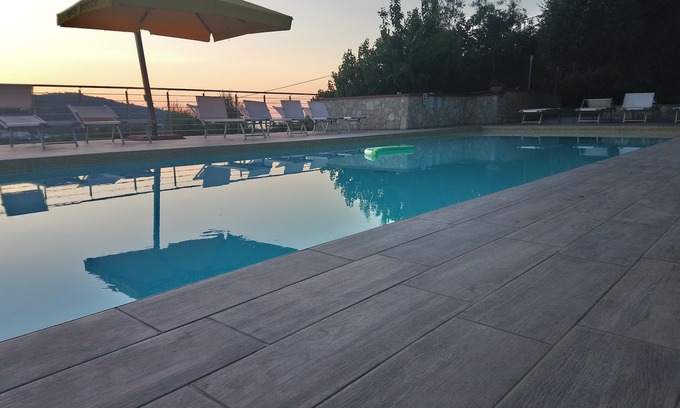 Peschici House | Brand new three-room apartment with veranda, pool and climate