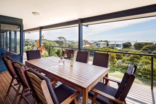 Gracetown House | Breakaway - Bay Views Games and Beach Bliss
