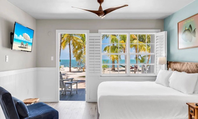 Islamorada Hotel | Breathtaking Island Oasis! Relaxing Studio w/Resort amenities & Gulf views!