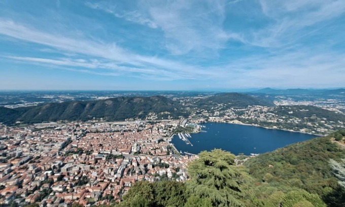 Brunate Apartment | Breathtaking View over Como (Almost Paradise)