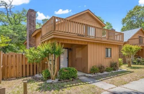 Crescent Beach House | Breeze away beach cottage North Myrtle Beach