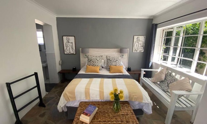 Fernkloof Apartment | Breezy on the Bend's Stone Cottage