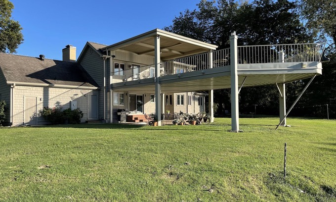 Cadiz House | Bridge View on the Water - Breathtaking View of Lake Barkley