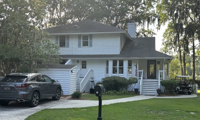 Okatie Villa | Bright 3 Bdrm -2 bath Coastal Villa on Exclusive Callawassi Island-Golf Included