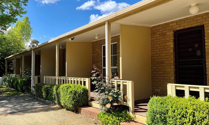 Bright Hotel | Bright Avenue Motor Inn