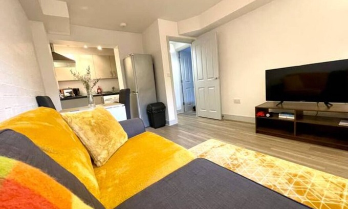 Bishop's Stortford Apartment | Bright & Cosy, perfect base in Bishop's Stortford