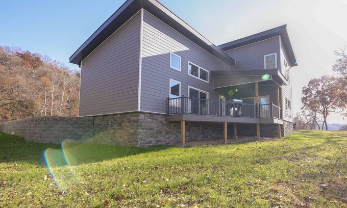 Cotter House | Bright Cotter Vacation Rental w/White River Views