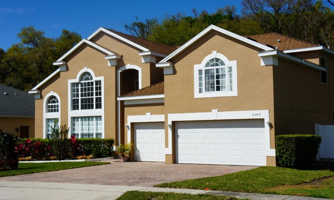 Clarcona House | Bright Luxury 6BR/3.5BA Near Disney Peaceful Trail Getaway Family Friendly Oasis