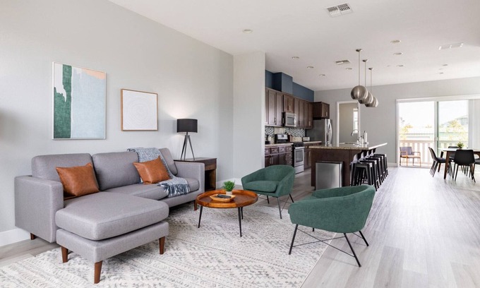 Newark House | Bright Newark 4BR w/Balcony, nr Dining & Trampoline Park, by Blueground