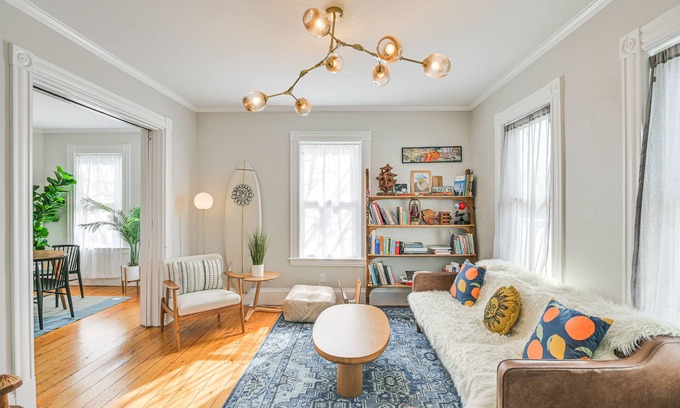 Watertown House | Bright & Pet-Friendly Home: 2 Mi to Harvard Square