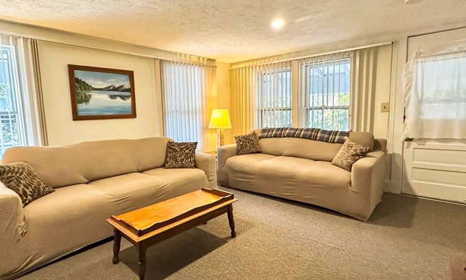 Seal Harbor House | Bright, spacious getaway with full kitchen, furnished porch & WiFi - near trails