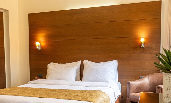 Raouche Apartment | Britannia Suites