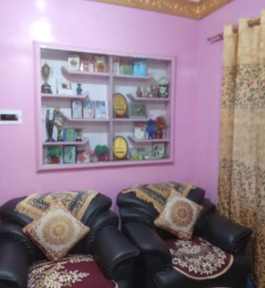 Rajbagh House | Budget friendly House Rajbagh Srinagar Kashmir