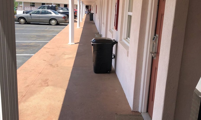 Jasper Hotel | Budget Inn