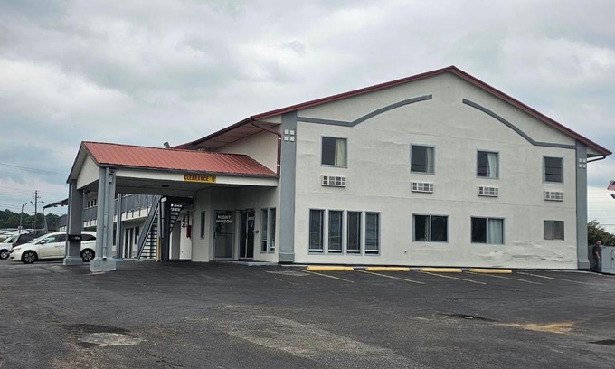 Moody Hotel | budgetel Inn & Suites