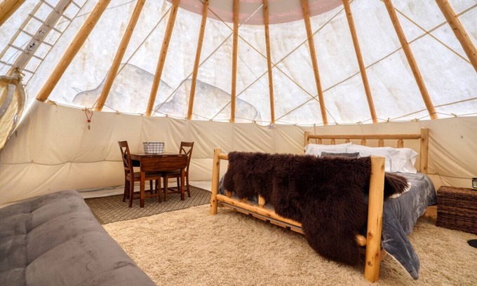 Hot Springs RV Rental | Buffalo Tipi at Highland Meadows