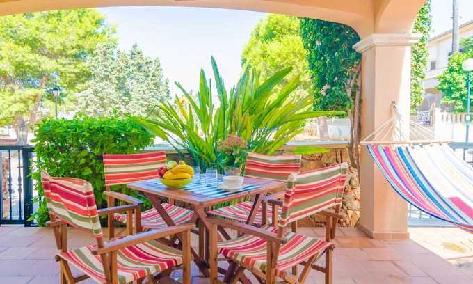 Sa Rapita House | BUGAMBILIA - Chalet with terrace in Sa Ràpita. Free WiFi