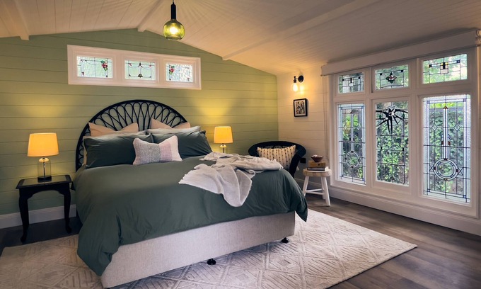 Bundanoon House | Bundanoon Garden Retreat, Stay at the bottom of the garden in Bundanoon.