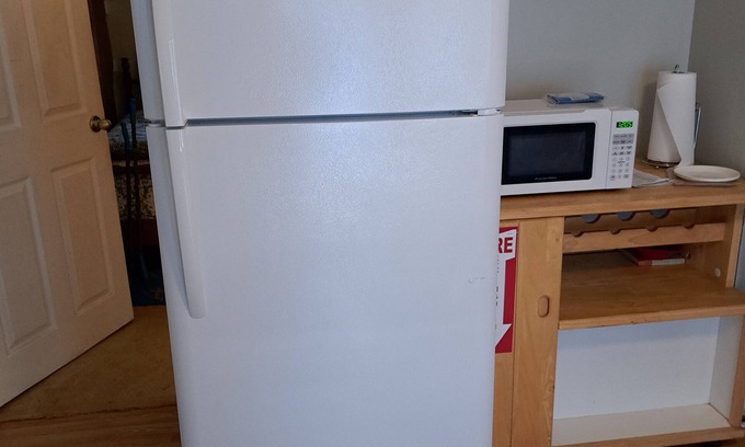 Flowery Branch House | Bungalow 3 minutes to the lake and boat ramp