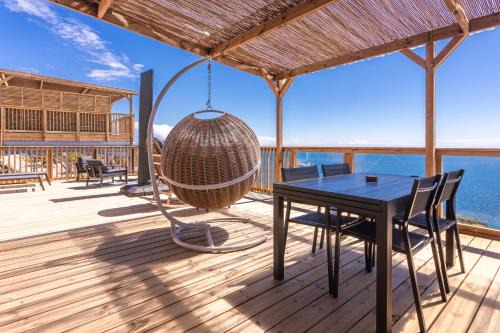 Le Dramont Resort | Bungalow avec terrasse vue mer