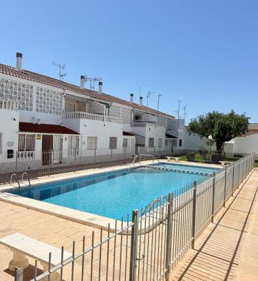 Santiago de la Ribera Villa | Bungalow with a pool and a terrace