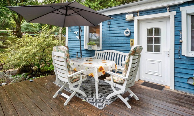 Bakenberg House | Bungalow "Zur Möwe' Bgl 21" with Private Terrace & Wi-Fi