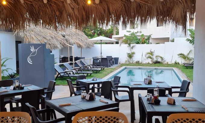 Las Galeras Hotel | Bungalows Colibrì - Pool & Nature