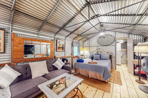 Bronson House | Bunk House