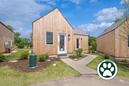 Ottawa House | Bunkies-Basecamp