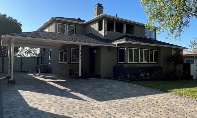 Burbank House | BURBANK FOOTHILLS-Monthly, Yearly—Pool&Spa, Pets, Solar, 3BR, 2BA