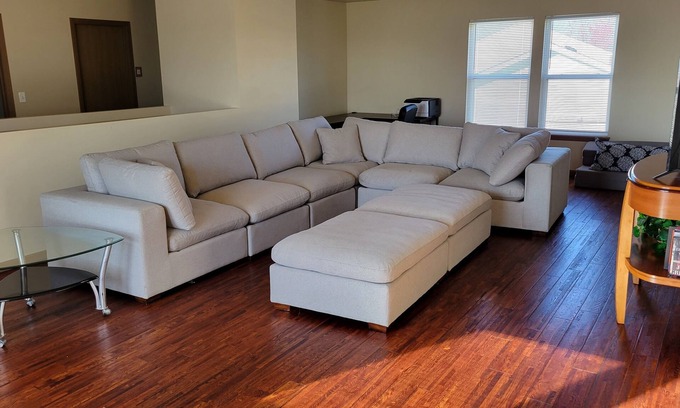 Belvidere House | *Business Friendly Newer Home!*