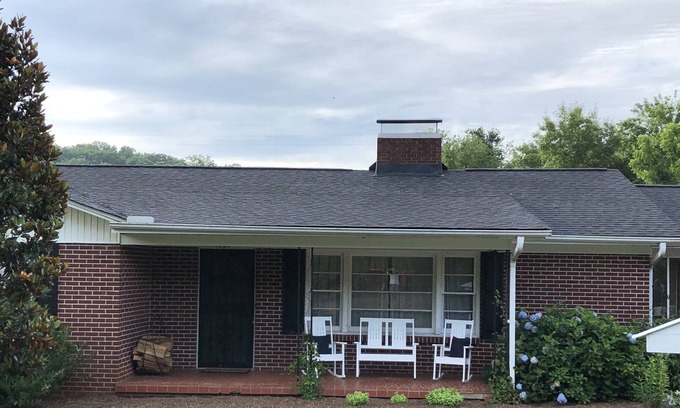 Pickens House | By the river Oolenoy